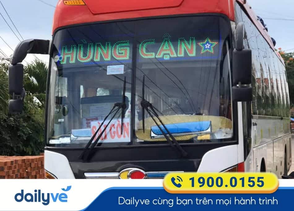 nha-xe-hung-can